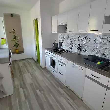 Moderni Klidny Apartman V Prirode, S Parkovanim. Nové Město nad Metují Exterior foto
