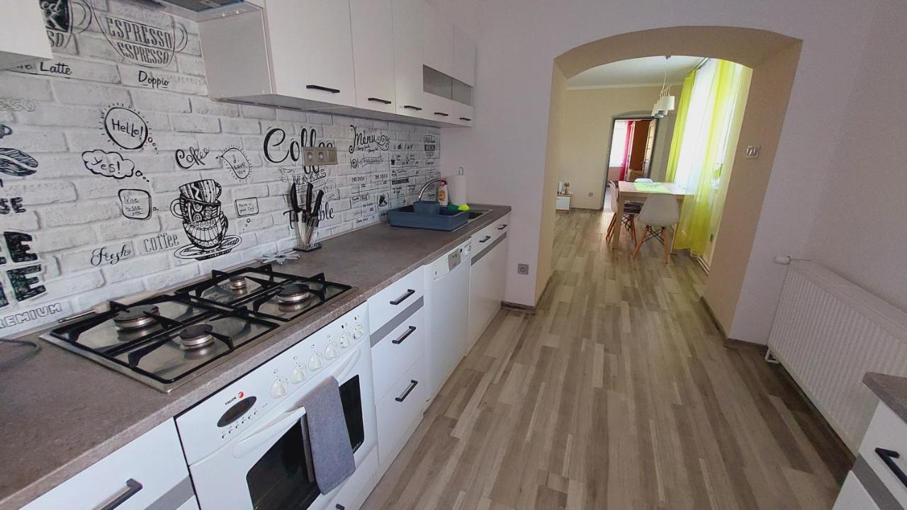 Moderni Klidny V Prirode, S Parkovanim. Apartment Nove Mesto nad Metuji